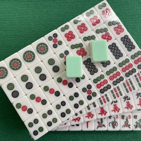 M79-44 GREEN HANDBAGS FOR TABLECLOTH CHIPS